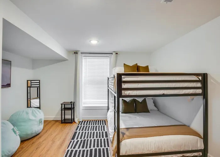 Dreamy St Charles Retreat W/ Furnished Patio!
