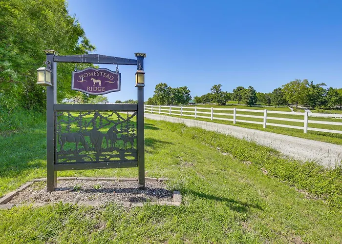 Hillside Cabin On 43 Acres W/ Private Lake & View!